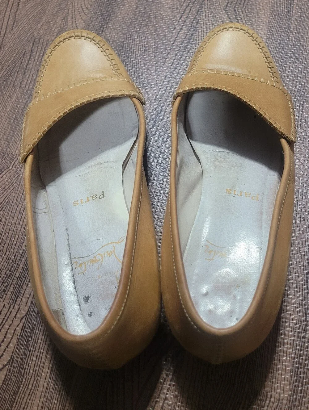 CHRISTIAN LOUBOUTIN Leather Camel Loafers Sz 9.5